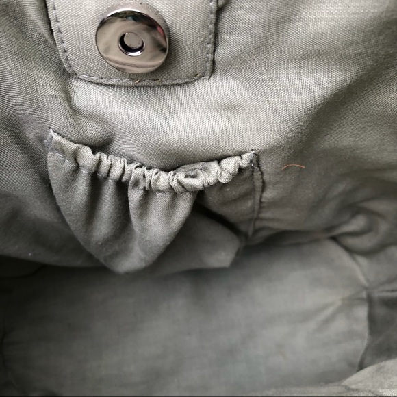 🌿 Woven Rafia Handbag with Circle Handles 🌿 - Picture 7 of 10